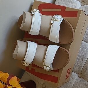 Women's Fitflop Lulu adjustable leather slides Urban white size 7.5